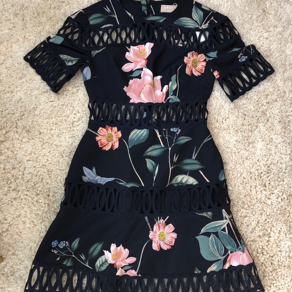 NWT Keepsake the label floral garden dress